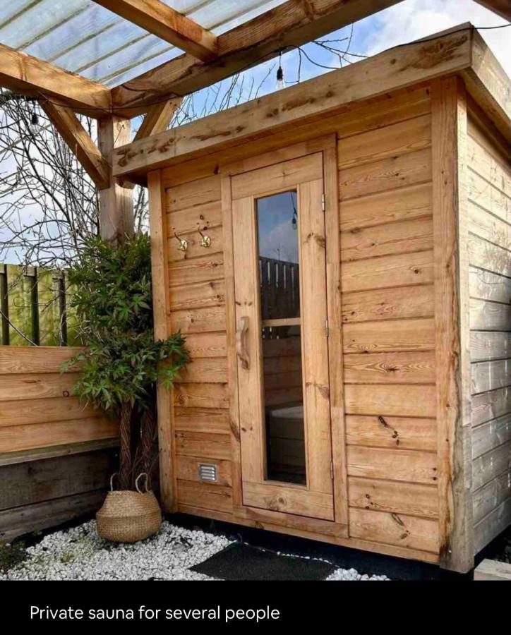 Wellness Bungalow With Jacuzzi &Sauna&Private Garden Near Amsterdam Vijfhuizen Εξωτερικό φωτογραφία